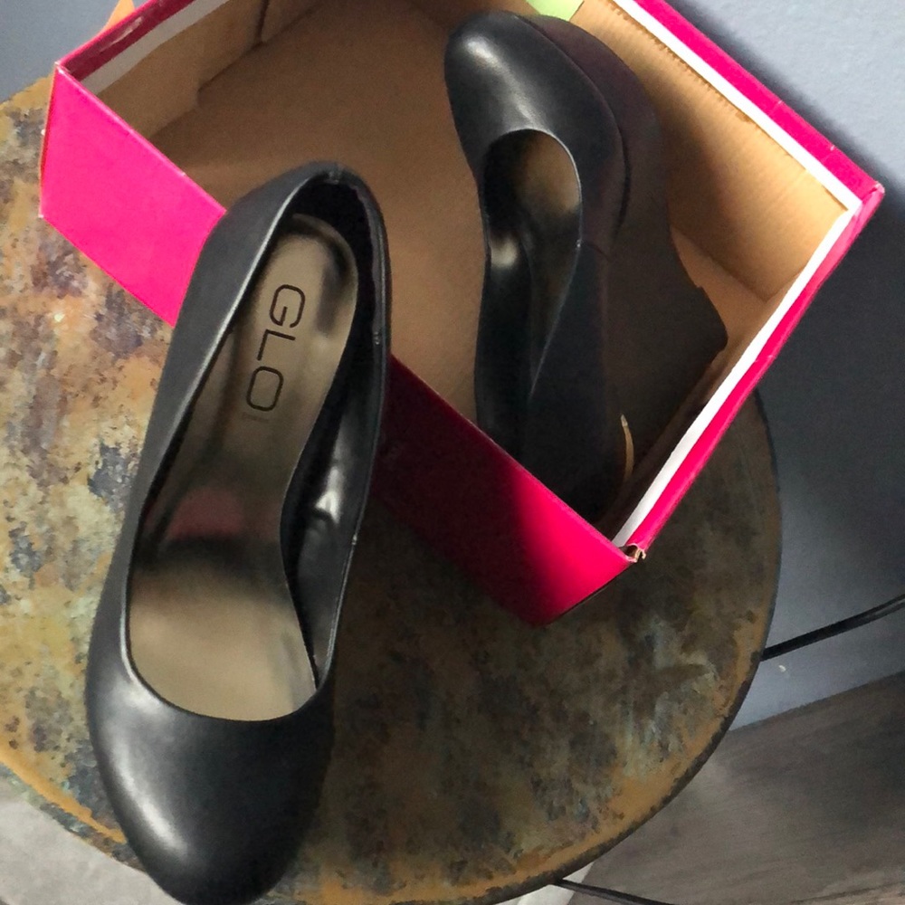 Black and gold glow Jean high heels